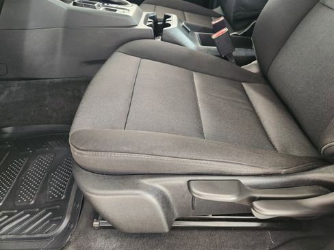 Used 2023 Chevrolet Colorado W/T RWD image 23