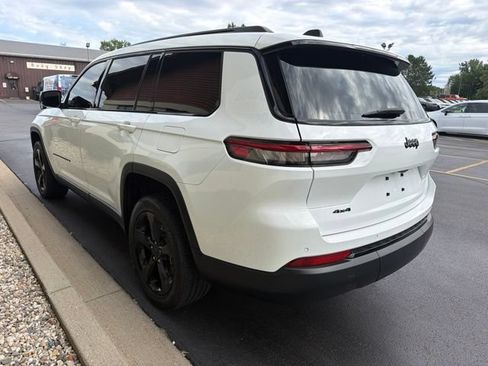 Used 2023 Jeep Grand Cherokee L Laredo AWD/4WD image 14