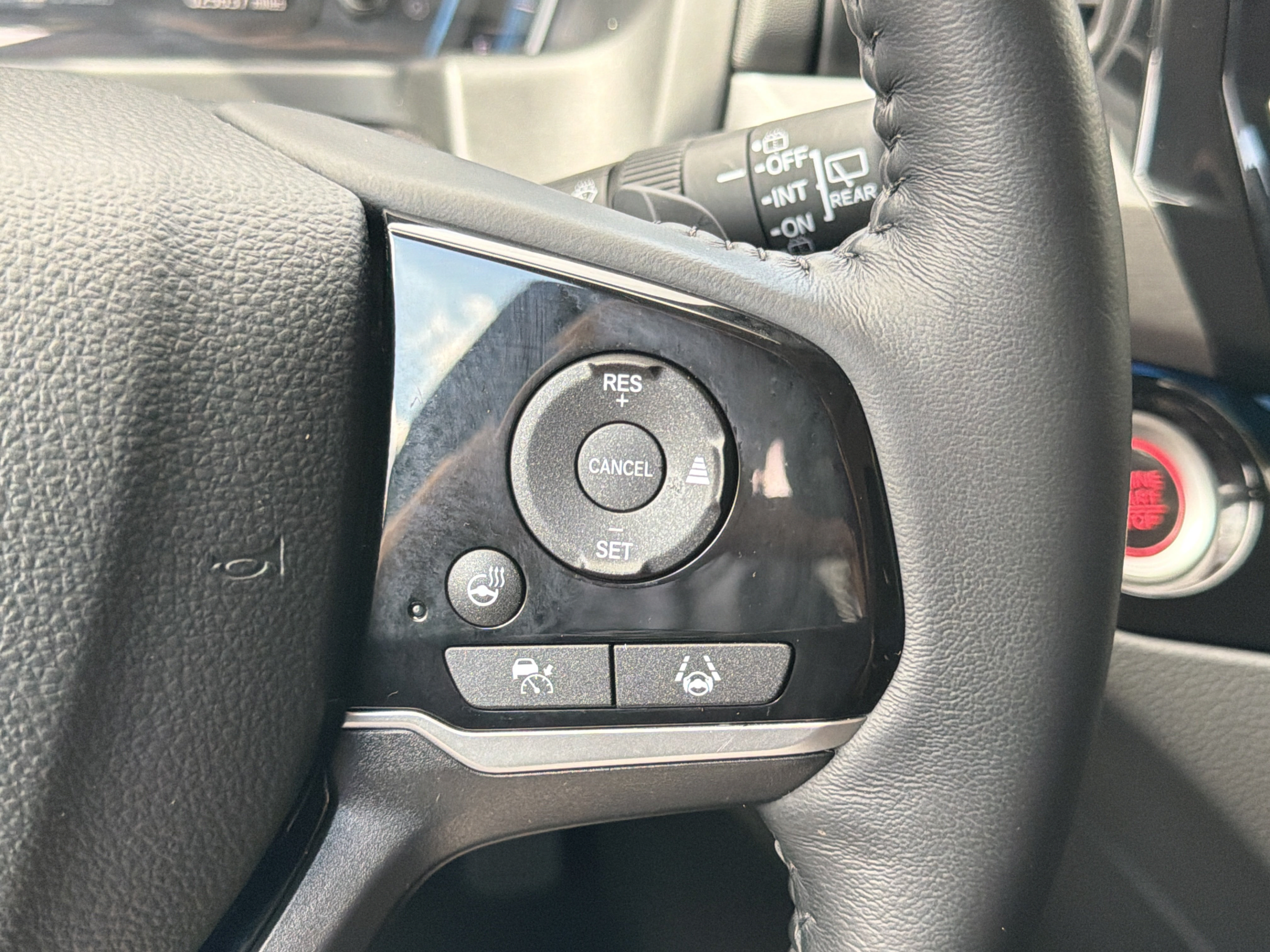 Used 2024 Honda Odyssey Touring image 22
