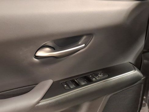 New 2026 Lexus UX 300h AWD image 4