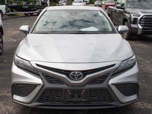 Used 2023 Toyota Camry SE AWD/4WD image 3