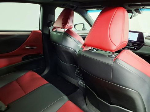 Used 2023 Lexus ES 350 F Sport w/ Accessory Package (Z2) FWD image 11