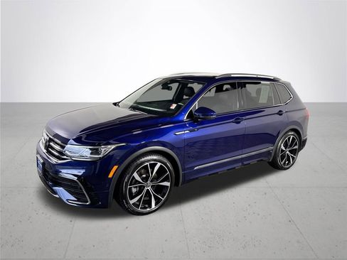 Used 2022 Volkswagen Tiguan SEL R-Line AWD/4WD image 2