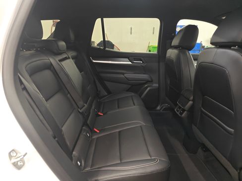 Used 2026 GMC Terrain Elevation w/ Elevation Premium Package image 28