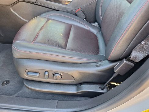 Used 2022 Chevrolet Blazer RS image 31