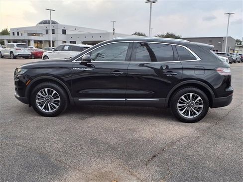 Certified 2023 Lincoln Nautilus FWD w/ Premium Package image 22