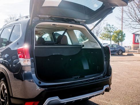 Used 2022 Subaru Forester Touring image 43