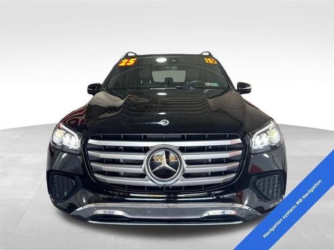 Used 2025 Mercedes-Benz GLS 450 4MATIC image 2