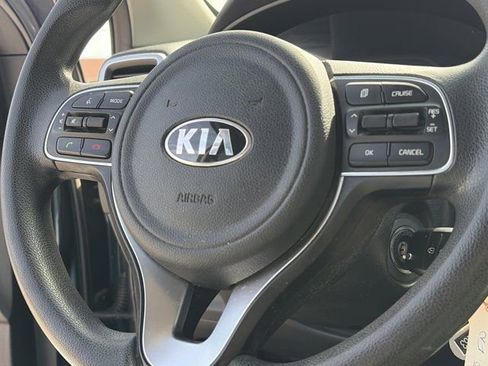 Used 2019 Kia Sportage LX image 16