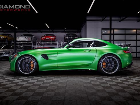 Used 2018 Mercedes-Benz AMG GT R image 13