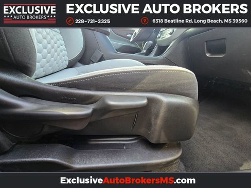Used 2021 Chevrolet Equinox LS w/ LS Convenience Package image 34