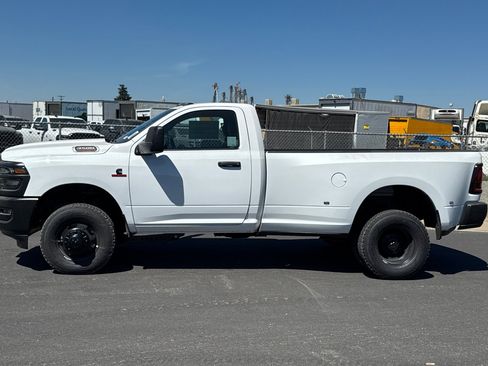 New 2026 RAM 3500 Tradesman AWD/4WD image 6
