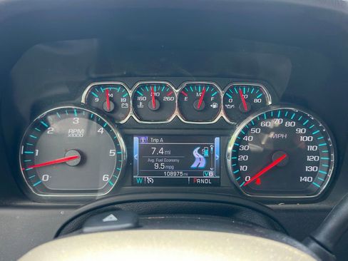 Used 2020 GMC Yukon SLT AWD/4WD image 13