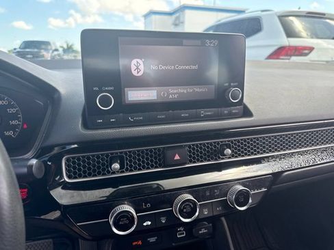 Used 2022 Honda Civic LX image 7