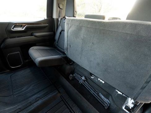 Used 2022 GMC Sierra 1500 Elevation image 37