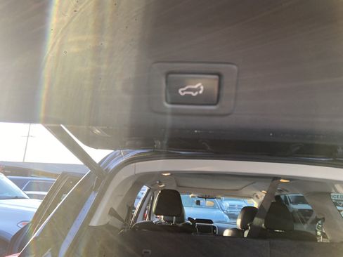 Used 2019 Subaru Ascent Limited AWD/4WD image 18