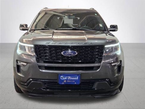 Used 2018 Ford Explorer Sport image 4