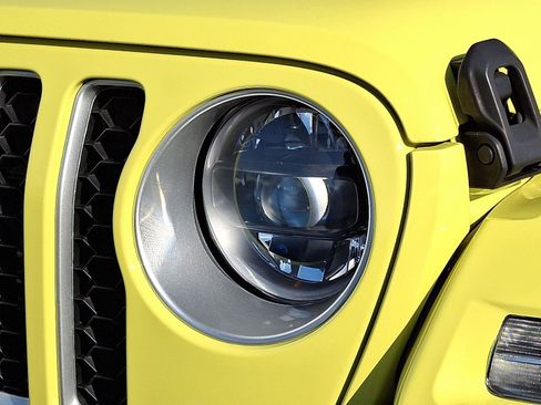 Used 2023 Jeep Wrangler Sahara w/ Cold Weather Group image 8