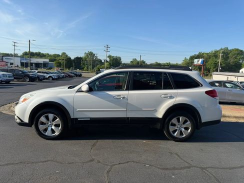 Used 2012 Subaru Outback 3.6R Limited image 4