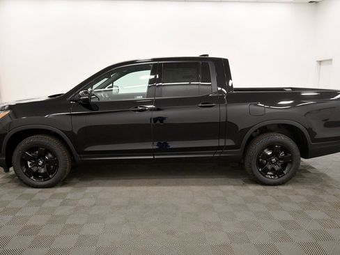 New 2026 Honda Ridgeline Black Edition image 4