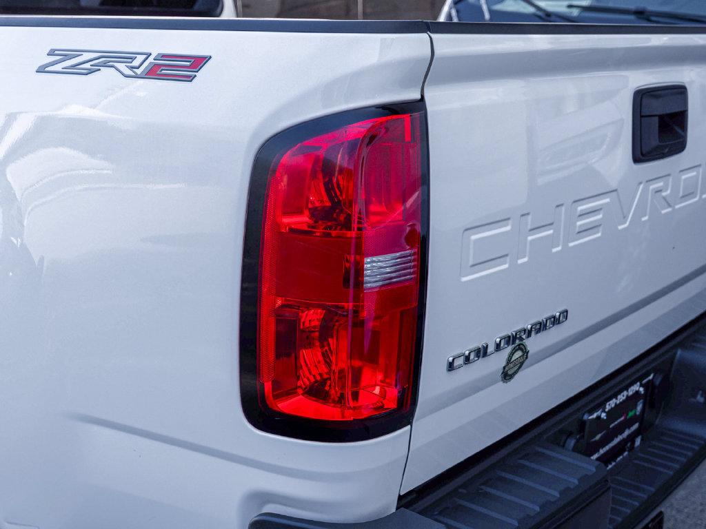 Used 2022 Chevrolet Colorado ZR2 AWD/4WD image 37