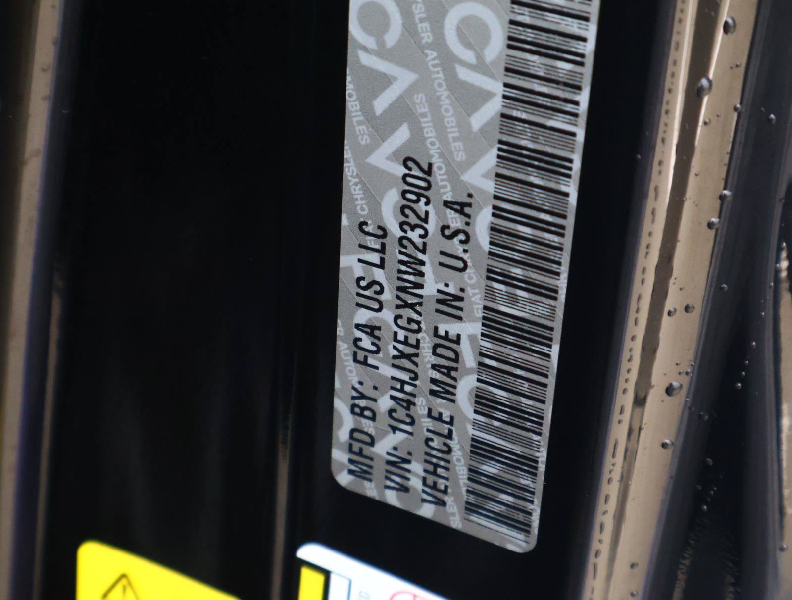 Used 2022 Jeep Wrangler Unlimited Sahara AWD/4WD image 22