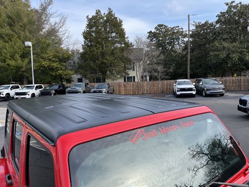 Used 2020 Jeep Wrangler Unlimited Sport image 6