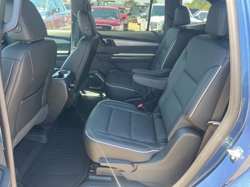 New 2026 Buick Enclave Preferred w/ LPO, All-Weather Package image 38