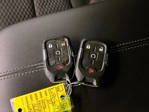 Used 2021 GMC Terrain SLE w/ Driver Convenience Package AWD/4WD image 34