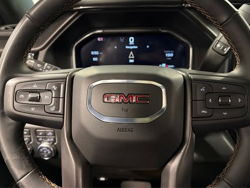 Used 2024 GMC Sierra 2500 AT4 w/ AT4 Premium Plus Package AWD/4WD image 24