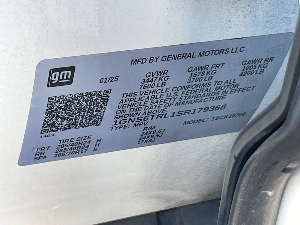 Used 2025 Chevrolet Tahoe High Country AWD/4WD image 36