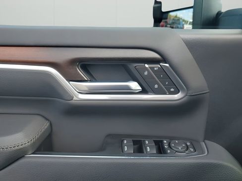 New 2026 GMC Sierra 2500 Denali w/ Denali Reserve Package AWD/4WD image 31