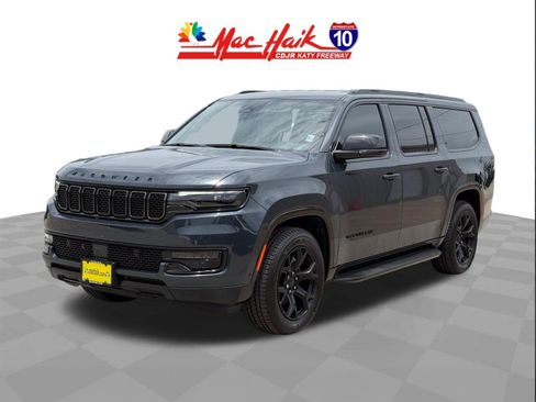 New 2025 Jeep Wagoneer L Series II AWD/4WD image 4