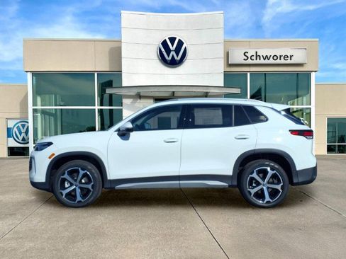 New 2026 Volkswagen Tiguan SE AWD/4WD image 1