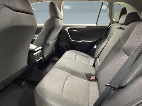 Used 2023 Toyota RAV4 XLE AWD/4WD image 21
