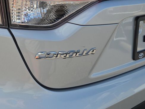 Certified 2024 Toyota Corolla LE FWD image 10