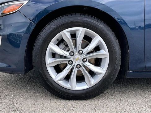 Used 2022 Chevrolet Malibu LT FWD image 35