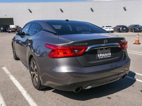 Used 2018 Nissan Maxima Platinum image 7