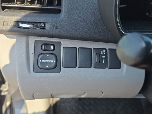 Used 2008 Toyota Highlander 2WD image 19