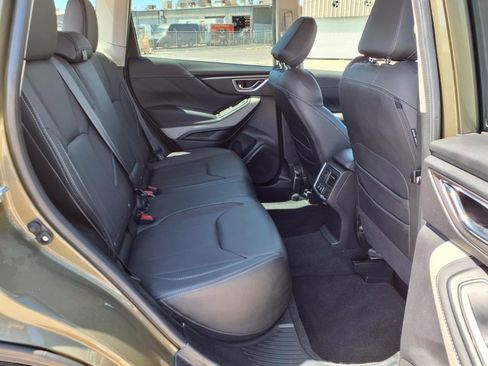 Used 2024 Subaru Forester Limited image 15