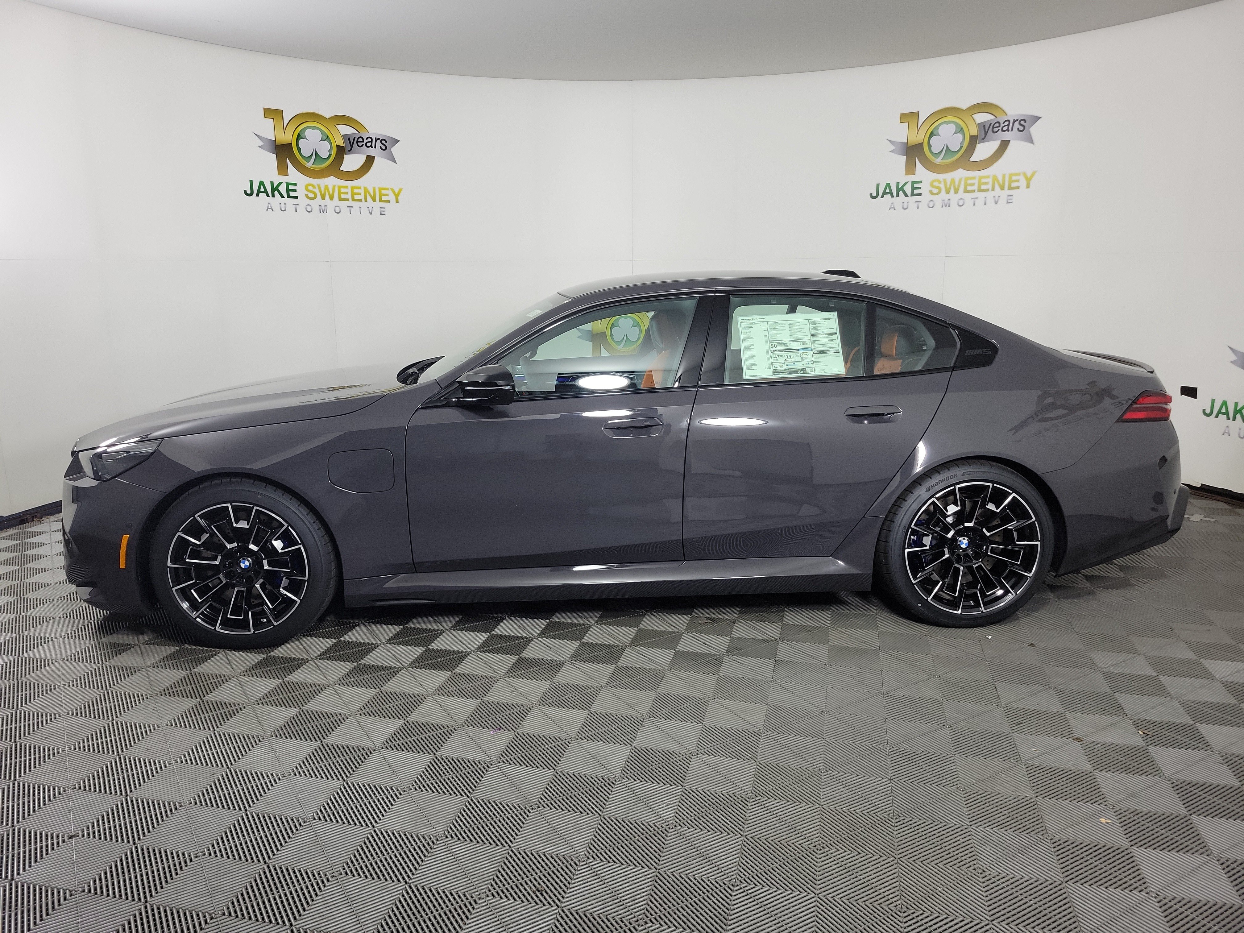 New 2027 BMW M5 w/ Executive Package AWD/4WD image 4