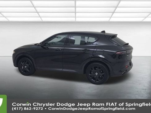 Used 2024 Dodge Hornet R/T Plus w/ Tech Pack Plus w/o Parking image 11