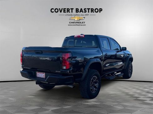 Used 2024 Chevrolet Colorado ZR2 w/ ZR2 Convenience Package III image 6