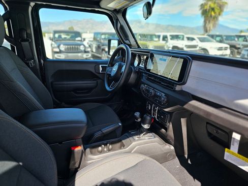 New 2026 Jeep Gladiator Sport image 25