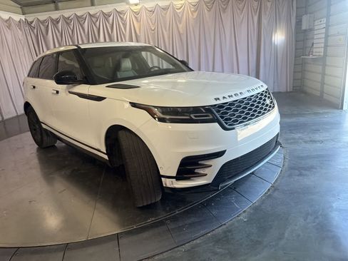 Used 2018 Land Rover Range Rover Velar R-Dynamic SE AWD/4WD image 3