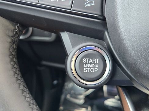 New 2026 Alfa Romeo Stelvio Sprint w/ Convenience Package image 15