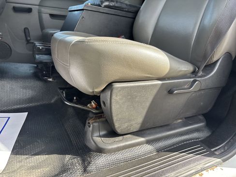 Used 2012 Chevrolet Silverado 3500 W/T image 15