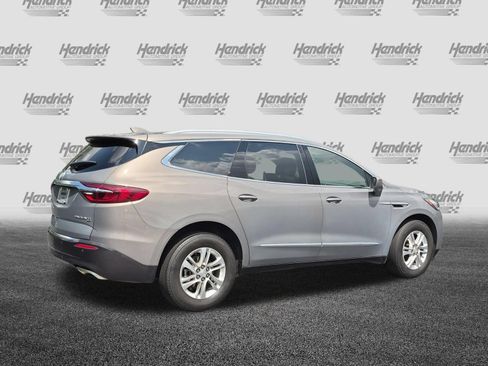 Used 2018 Buick Enclave Premium AWD/4WD image 16