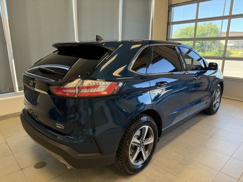 Used 2020 Ford Edge SEL w/ Convenience Package AWD/4WD image 3