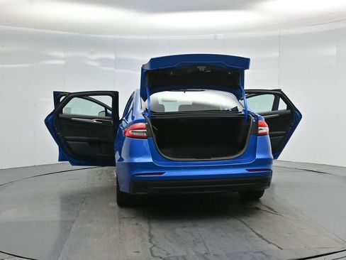 Certified 2019 Ford Fusion SE FWD image 31
